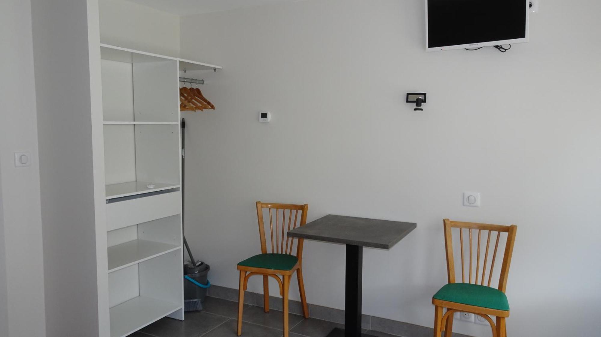 Studio Gites Au Pont De La Gineze Barjac  外观 照片